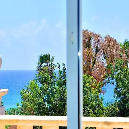 Ambrosia Villa *